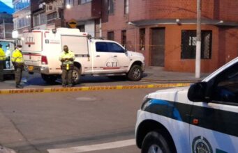 Balacera en medio de un robo en Bogotá deja 1 muerto y un herido
