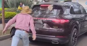 atropello-manifestante-colprensa-carro