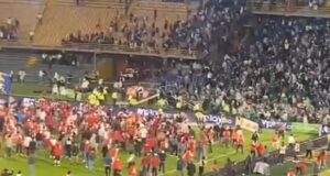 Pelea entre hinchas, lo más destacado del partido Nacional Vs. Santafé en Bogotá enfrentamiento_nacional_santafe