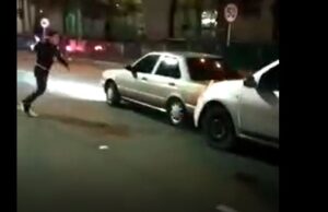 Video: Fuerte pelea entre conductores durante piques ilegales en Bogotá riña_piques_ilegales