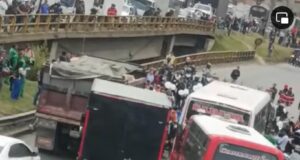 Colapsado el ingreso y salida a Bogotá por la Calle 13 Imagen: Redes sociales