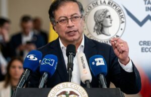 Choque de Poderes: Petro califica de «oposición suicida» al Banco de la República y anuncia retiro del Gobierno de la Junta